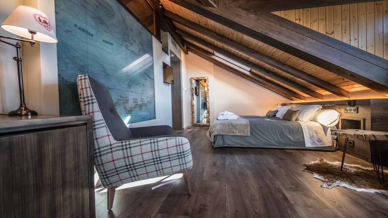 Hotel Boutique La Neu Benasque Eksteriør bilde